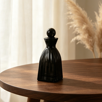 Flacon de parfum en cristal cannelé haut de gamme, style français, vide, en verre conique, pour la vente en gros, idéal pour les diffuseurs d'ambiance personnalisés.