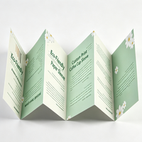 Brochures pliées minimalistes pastel personnalisées pour l'introduction de produits, livrets pour accessoires de boutique de beauté