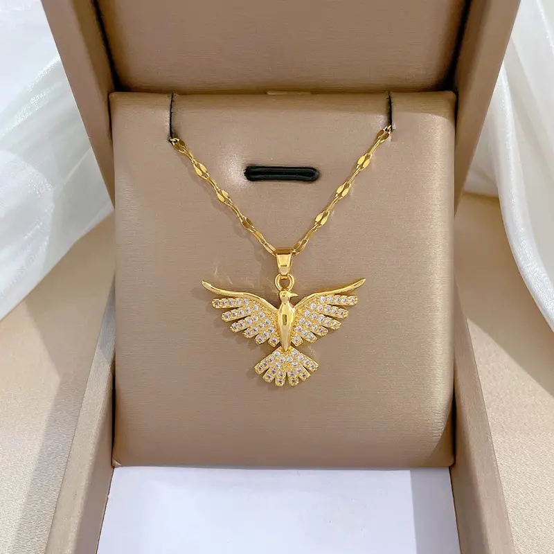 Luxury Europe Fashion Real Gold Plating Stainless Steel Shiny Crystal Animal Birds Eagle Pendant Necklace for Women Girls