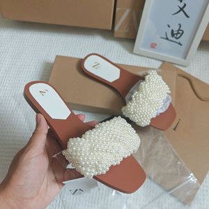 Sandales plates <span class=keywords><strong>pour</strong></span> femmes ZA, nouvelles collections d'été, style claquettes à semelle plate, respirantes, à bout carré, avec anneau de maintien au niveau de la plante du <span class=keywords><strong>pied</strong></span> - Product Image 4
