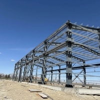 Structure en acier préfabriquée sur mesure, kit de construction de bâtiment de stockage en métal préfabriqué pour le stockage industriel et agricole