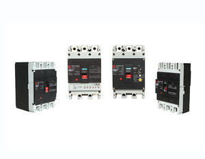 Автоматический выключатель <span class=keywords><strong>MCCB</strong></span> CM3/CM3E/CM3L/CM3DC в пластиковом корпусе 250L, 3-полюсный/4-полюсный, 160А, CM3-100C/3300, 50кА/35кА, 500В/690В - Product Image 2