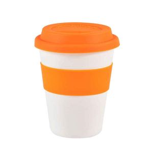 Mug de voyage réutilisable en plastique avec couvercle, couleur unie, design minimaliste, pour une utilisation nomade - Product Image 3