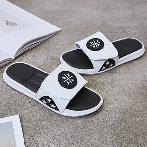 2024 été hommes à la mode Hong Kong Style Cool pantoufles Version coréenne sangle magique Couple extérieur anti-dérapant mode tongs - Product Image 3