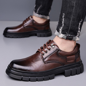 Chaussures en cuir épaisses pour hommes, noires, à lacets, décontractées, style bottes de travail, couleur unie, basses, tendance, collection automne 2024, origine Wenzhou - Product Image 4