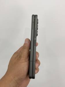 Smartphone Pieghevole Usato Z Fold5 5G 2025 - Schermo Leggero <span class=keywords><strong>da</strong></span> 6.8 Pollici, Fotocamere <span class=keywords><strong>da</strong></span> 20MP/14MP, 512GB RAM - Ideale per Viaggi, Fotografia, Chiamate e <span class=keywords><strong>Lavoro</strong></span> - Product Image 3