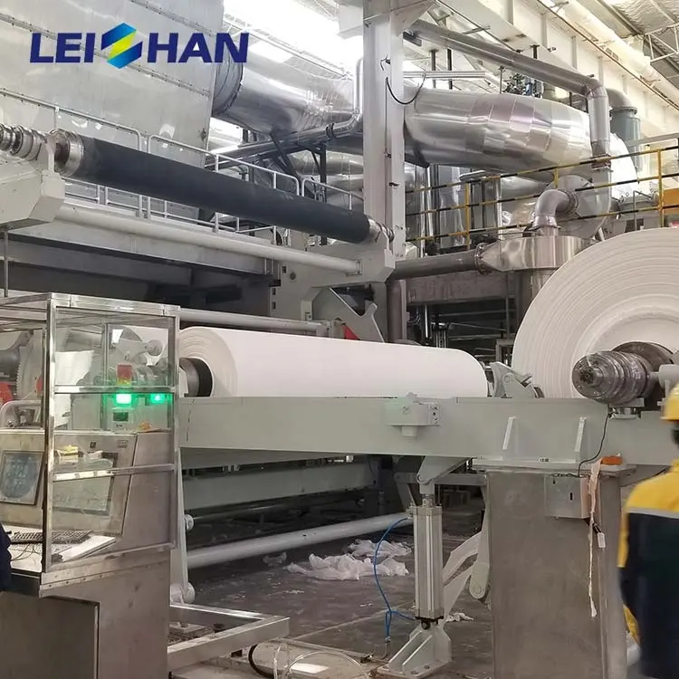 Máquina de fabricación de papel tisú completamente configurada Línea de producción de papel higiénico completamente automática