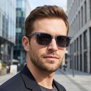 Lunettes de soleil polarisées Lafite à monture carrée pour hommes, protection UV400, monture en plastique noir et métal, verres TAC, style conduite en extérieur - Product Image 1