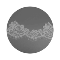 Dentelle en nylon et élasthanne romantique avec grandes festons floraux pour lingerie de mariée et vêtements de nuit