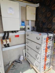 แบตเตอรี่แบบเรียงซ้อนได้ 51.2V 16kwh รุ่นยอดนิยม พร้อมระบบจัดการแบตเตอรี่ UDAN BMS สำหรับสำรองไฟ - Product Image 5
