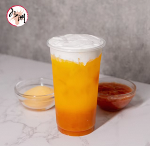 น้ำเชื่อมเข้มข้นพรีเมียม รสแมงโก้ พุทรา สาคู สำหรับชงชาไข่มุก 2.5 กก. โซลูชั่น B2B แบบกำหนดเองสำหรับร้านขนมหวานเอเชีย - Product Image 2