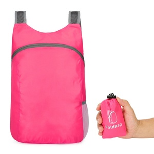 Sac à dos de sport pliable et imperméable - Sac de voyage ultra léger et portable pour le voyage, le camping, la course à pied, la remise en forme et le shopping - Product Image 1