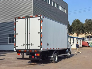 Camión Refrigerado y Congelado Isuzu de <span class=keywords><strong>Segunda</strong></span> <span class=keywords><strong>Mano</strong></span> de 5/6 Toneladas, Camioneta Refrigerada Compartimentada para Helados y Carne - Product Image 4