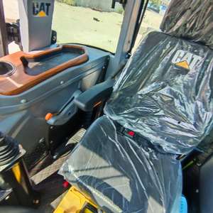 CAT 420F a utilisé la pelle rétro de chargeur de roue avec l'attachement de seau Caterpillar font la charge évaluée de 2 ou 3 tonnes garantie de 1 an - Product Image 5