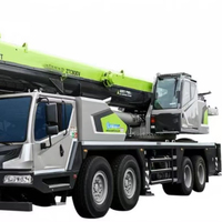 Grue de levage hydraulique 100t ZTC1000V552M avec flèche principale de 50,9 m et flèche de déplacement de 67,2 m pour la construction d'infrastructure