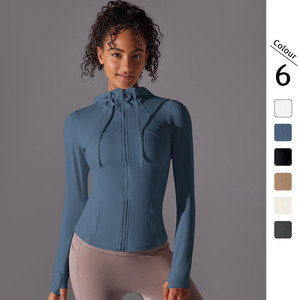 Veste de sport à capuche pour femme en nylon double face, couleur unie, manches longues et poche zippée pour la course à pied, le fitness et le yoga - Product Image 3