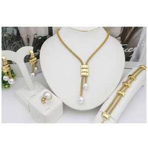 Conjunto de Joyería de Diseño en Acero Inoxidable para Mujer, Proveedor de Joyería, Traje de Joyería 4 en <span class=keywords><strong>1</strong></span>: Collar, Pulsera, Brazaletes, Aretes y Anillos - Product Image 2