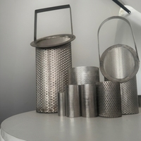 Panier filtrant en treillis métallique en acier inoxydable OEM 304 316 316L, cylindre à trous ronds, résistant à la corrosion, haute résistance à la compression