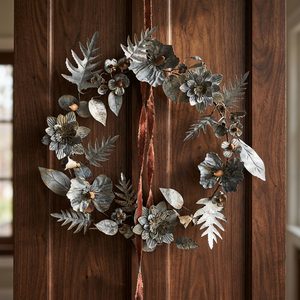 Corona de Metal Rústica Redonda con Flores Decorativas Hechas a Mano, Sin Luces, para Colgar en la Puerta de Navidad, Paquete Individual - Product Image 3