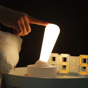 Silicone Toggle Rocker Switch Night <b>Light</b> Companion <b>Sleep</b> Atmosphere Cordless 1200 MAh Rechargeable Battery Bedroom Table Lamp - Product Image 1