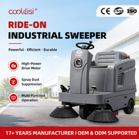 KDS-S4 Compact Ride-On Sweeper Lebar Sapu 1300mm Kecepatan Sapu 8500m2/jam Kontrol Debu Semprotan Air untuk Pembersihan Pabrik, Gudang, dan Luar Ruangan