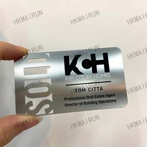 Tarjeta de Presentación con Código QR de Metal Dorado a Precio Económico - Product Image 2