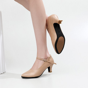 Chaussures de danse latine, folk, jazz et <span class=keywords><strong>tango</strong></span> élégantes et confortables <span class=keywords><strong>pour</strong></span> femmes, avec empeigne en PU et semelle en caoutchouc, talons de 7 cm/5 cm - Product Image 2