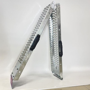 Remorque de camion <span class=keywords><strong>en</strong></span> acier pliable robuste chargeant des rampes <span class=keywords><strong>en</strong></span> métal rampes de voiture de moto de fer pour des fauteuils roulants de vélo - Product Image 4