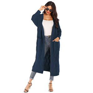 Vente en gros usine : Manteau long en tricot épais pour <span class=keywords><strong>femme</strong></span>, jacquard flocon de neige, cardigan à design irrégulier avec grandes poches plaquées, <span class=keywords><strong>v</strong></span>êtement d'extérieur - Product Image 2
