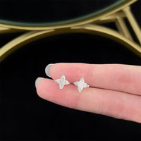 Orecchini a lobo da donna con diamanti da laboratorio, in oro bianco 18K, a stella, minimalisti, alla moda, con diamanti coltivati in laboratorio, gioielli di alta qualità