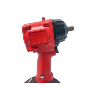 Pistolet à air comprimé pour un fonctionnement continu dans le garage de réparation automobile - Product Image 4