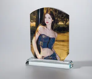 In Stock Cheap Blank Glass Lady Trophy Memento Crystal Award Sublimation Shield Glass Shield Trophy For Women Souvenir Gift