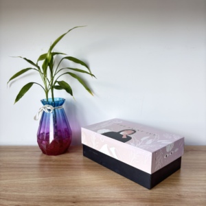 Boîte cadeau cosmétique de luxe personnalisée avec insert en mousse, logo <span class=keywords><strong>personnalisé</strong></span>, boîte d'emballage rigide en papier rose pour ensemble de soins de la peau, parfum et maquillage - Product Image 2
