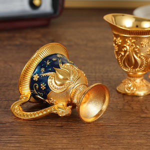 Europese Stijl High-End Restaurant Wijnkast Decoraties Ornamenten Gesneden Een-Op-Een Beker Liquor Gouden Handvat Beker - Product Image 3