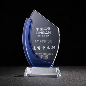 Factory Wholesale K9 Blank Crystal Trophy Awards Custom Laser Engraved Red Crystal Glass Trophy Awards for Souvenirs