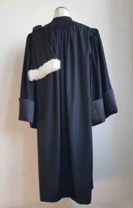 Túnica de Juez Negra, Túnica de Abogado, Vestimenta Judicial, Túnica de Magistrado - Product Image 3