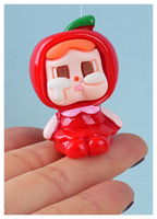 Sculpture en résine miniature 3D de fée bébé pleurante aux fruits cerises, figurine peinte à la main, jouet surprise mignon de dessin animé pour enfant, décoration de table