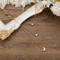 Vente en gros de bijoux multicouches à la mode Collier ras du cou avec pendentif en forme de cœur et de lune en or pour femmes et filles Cadeau