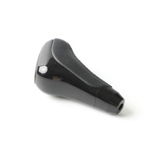 Pommeau de levier de vitesse Toyota en cuir noir brillant ergonomique pour 4Runner Tundra - Product Image 3