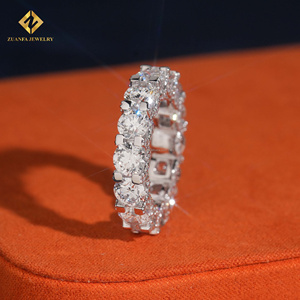 Anillo de Eternidad Unisex de Lujo con Diamantes Cultivados en Laboratorio, Forma Redonda, 5mm, Plata S925, Certificado IGI, para Compromiso o Boda - Product Image 4