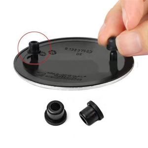 Noir blanc bleu ABS 82mm 74mm capot de voiture arrière E90 <span class=keywords><strong>insigne</strong></span> en Fiber de carbone pour <span class=keywords><strong>BMW</strong></span> accessoires emblèmes - Product Image 4