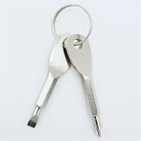 Nouveau tournevis multifonction portable d'extérieur 2026 avec porte-clés et outil de réparation de poche