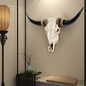Contemporain rétro nordique occidental résine tête d'animal pendentif créatif taureau tenture murale pour la maison hôtel <span class=keywords><strong>Restaurant</strong></span> Bar fond - Product Image 1