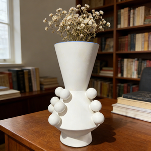 <span class=keywords><strong>Vase</strong></span> en céramique blanc mat sculptural, vente en gros d'usine, avec bulles 3D et bord supérieur <span class=keywords><strong>bleu</strong></span>, pour décoration artistique moderne et centres de table - Product Image 5