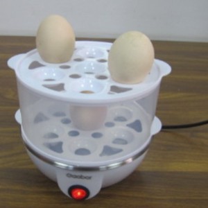Cocedor de Huevos Automático de 600 W con Carcasa de Plástico, para 1-7 Huevos, Apagado Automático, Fácil de Usar, Eléctrico - Product Image 5
