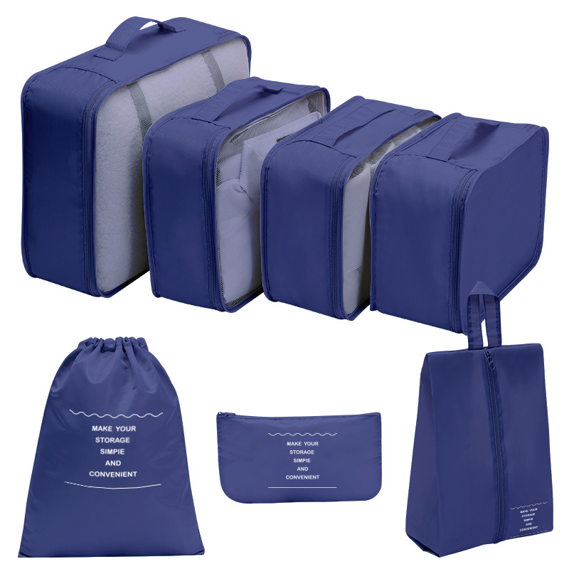 Conjunto de 7 piezas azul marino.