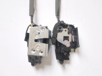 Pièces automobiles-Serrure de porte de voiture électrique pour Toyota Wish Noah Hiace Body Suction Soft-Closing Door Upgrade