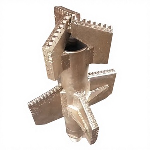 Geoptimaliseerde kleine bouw-waterputboorinstallatie met drievleugelige legeringboor, pomp voor grond- en zandlagen, één inch boorstang - Product Image 4