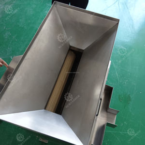 Presse-agrumes à double rouleau pour citron/presse-agrumes automatique industriel - Product Image 6