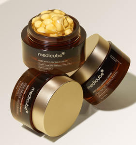 Crema de Cápsulas con Vitamina C medicube Deep Vita C, Aclara la Piel Opaca, Reduce las Manchas Oscuras y las Marcas del Acné, Fijación Duradera - Product Image 3